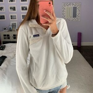 Patagonia lightweight sweater marsupial pullover